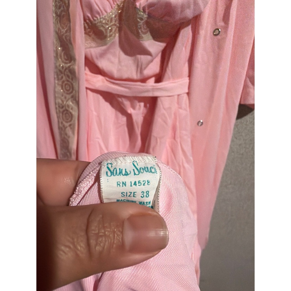 Vintage Pink Peignoir Set Nightgown Robe Gold Lace Trim Maxi 2 Piece Loungewear - Picture 14 of 15